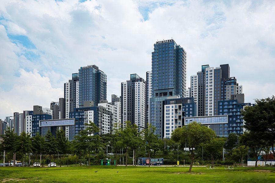 반포한강공원에서 바라본 수변가로